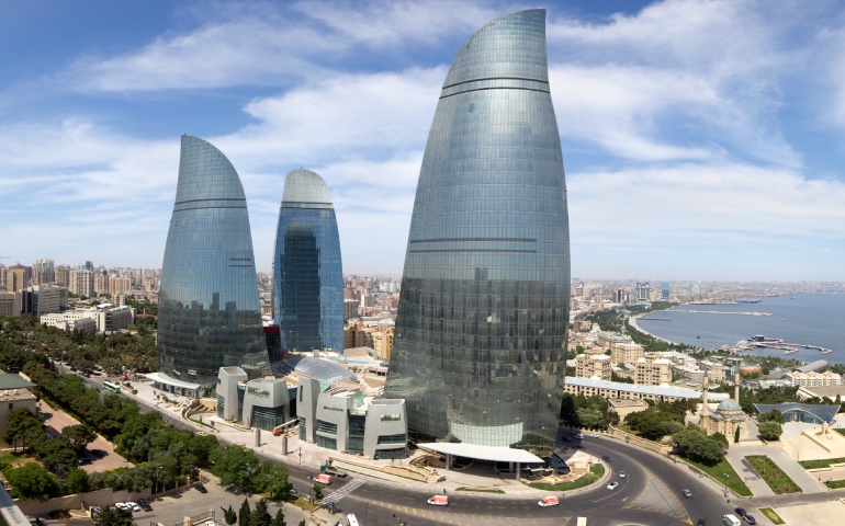 BAKÜ FLAME TOWERS 1